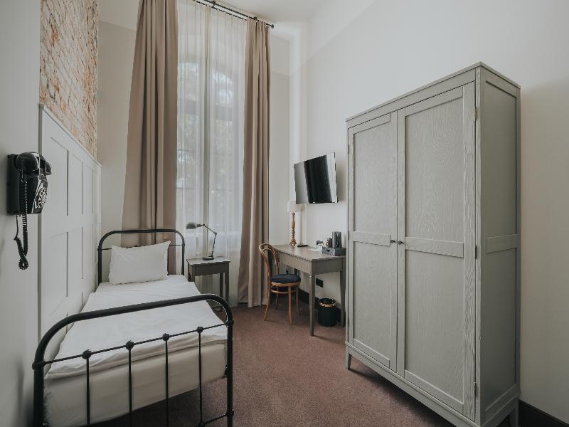 Arche Klasztor Wroclaw image