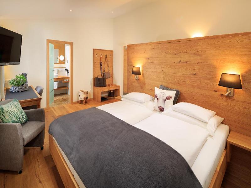 Hotel Natur Landhaus Krone image