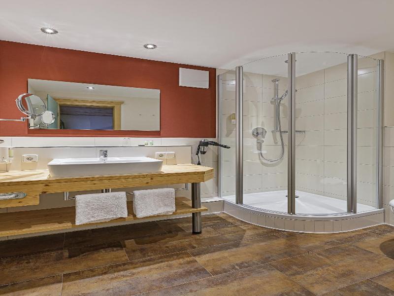 Hotel Natur Landhaus Krone image