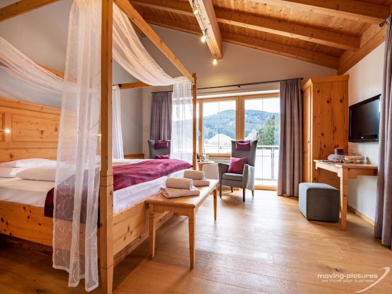 Hotel Natur Landhaus Krone image