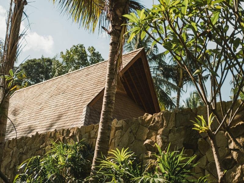 Unagi Wooden Villa By Emana image