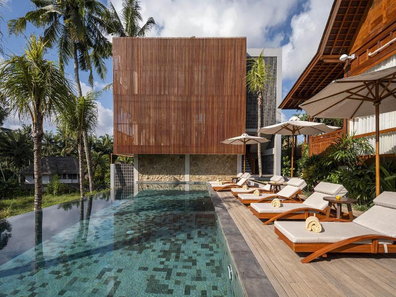 Unagi Wooden Villa By Emana image