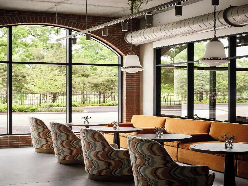 Memoir Wedgewood Houston