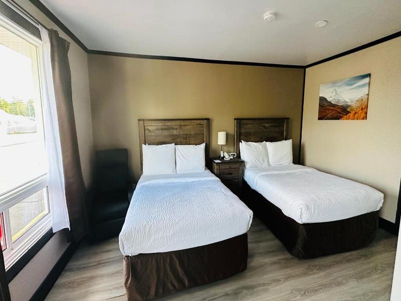 Motel 7 Inn Suites
