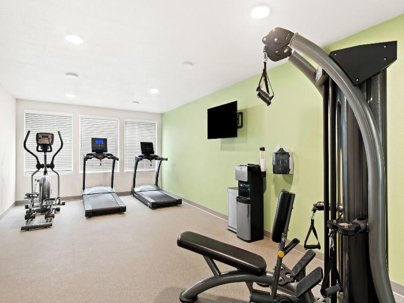 Woodspring Suites Denver Commerce City
