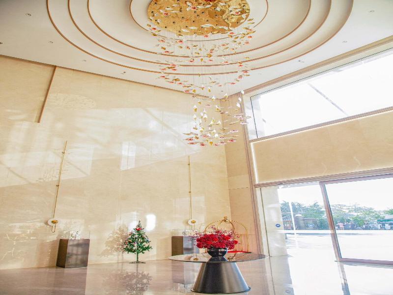 Lc International Hotel image