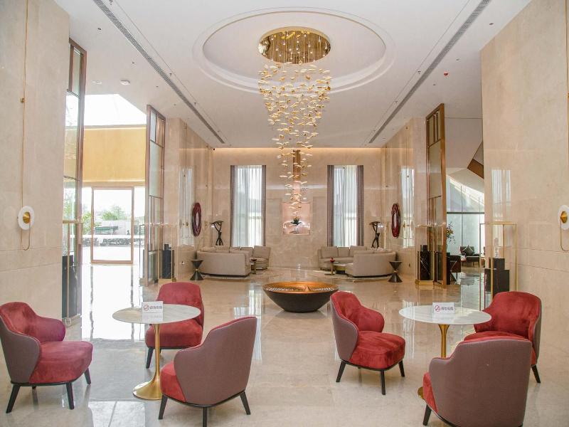 Lc International Hotel image