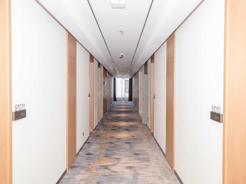 Lc International Hotel image
