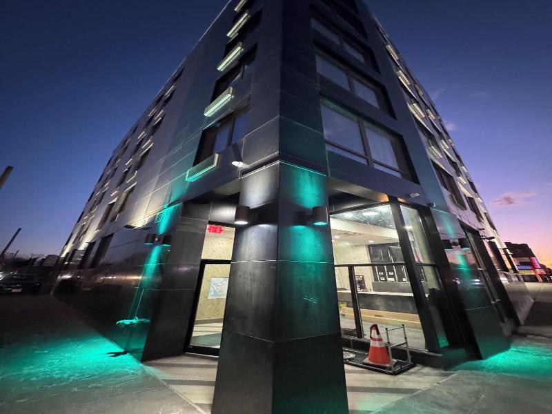 Bkway Hotel Brooklyn image