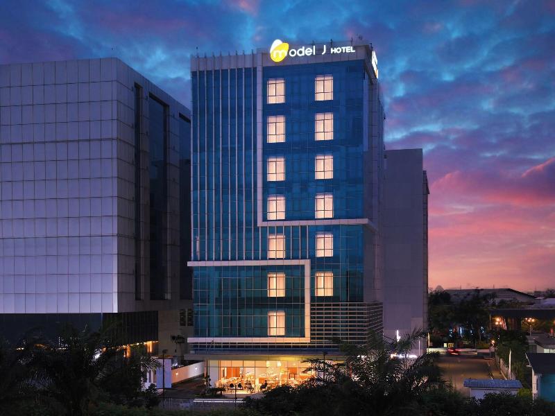 Model J Hotel Jakarta Soekarno Hatta Airport image