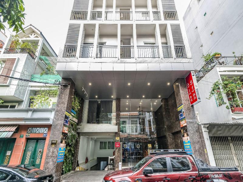 Cherry Hotel And Apartment image