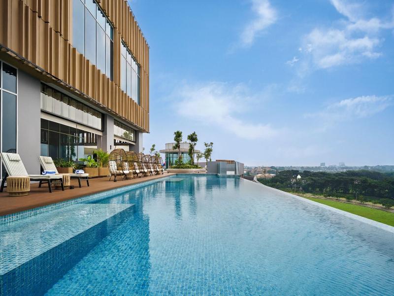 Artotel Living World Kota Wisata image
