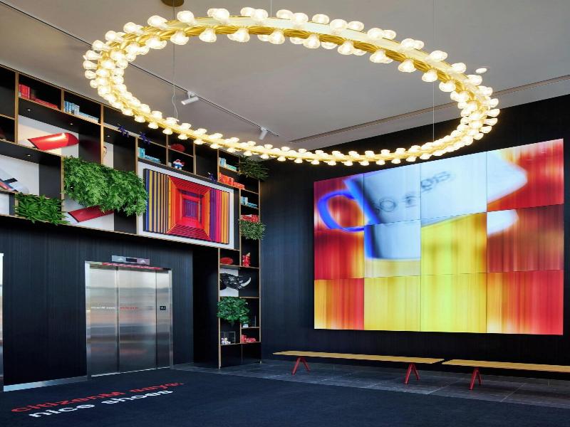 Citizenm Boston Back Bay image