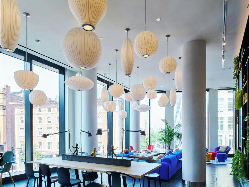 Citizenm Boston Back Bay image