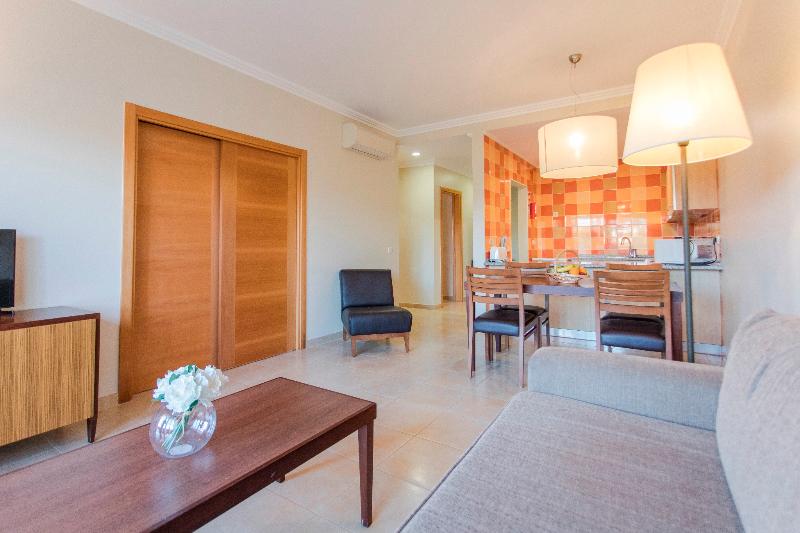Alfagar II Aparthotel