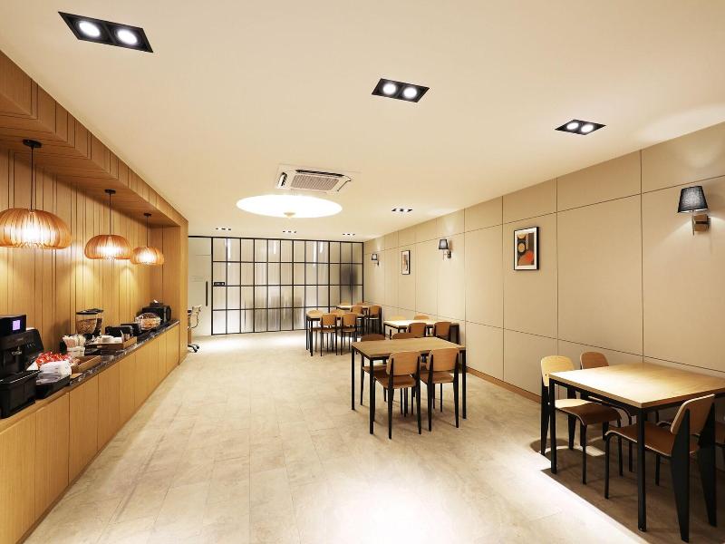 Mari Hotel Chungju
