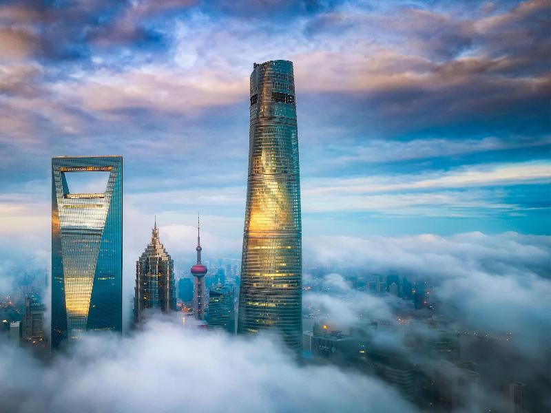 J Hotel Shanghai Tower image