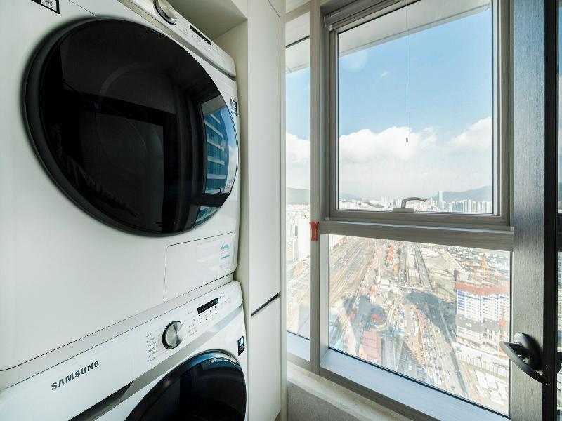 Brown Suites Busan image