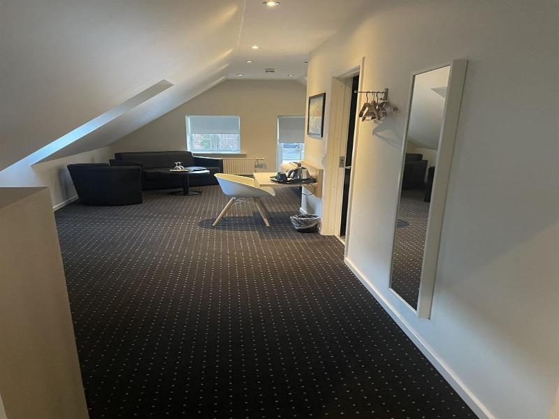 Hotel Tante image