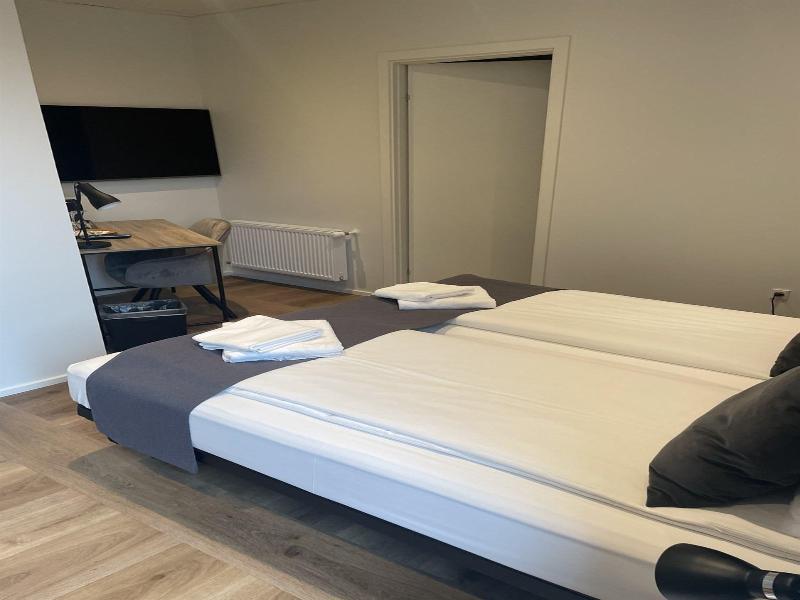 Hotel Tante image