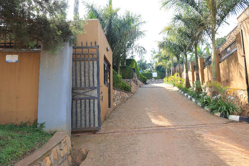 Lorycon Hotel Rukungiri image 8