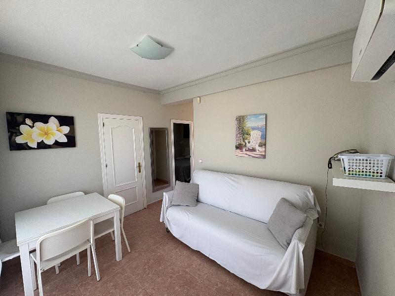Apartamentos Los Jazmines image