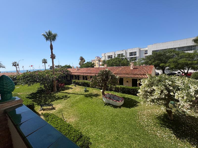 Apartamentos Los Jazmines image