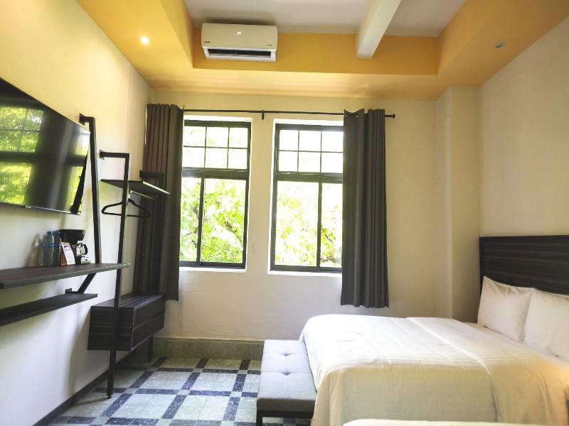 Hotel La Nacional By Kavia image