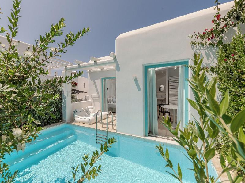Majo Suites Hotel image