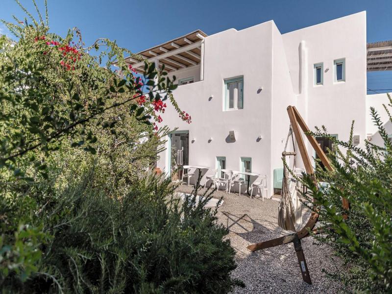 Majo Suites Hotel image