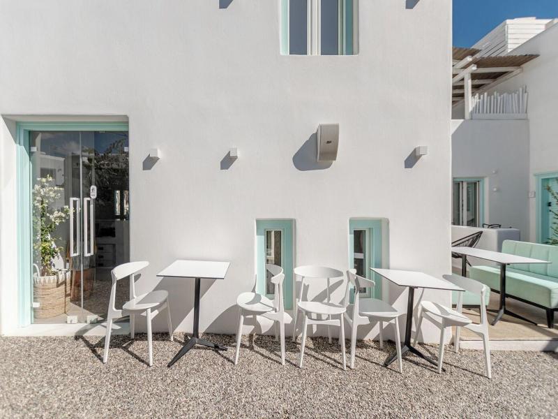 Majo Suites Hotel image
