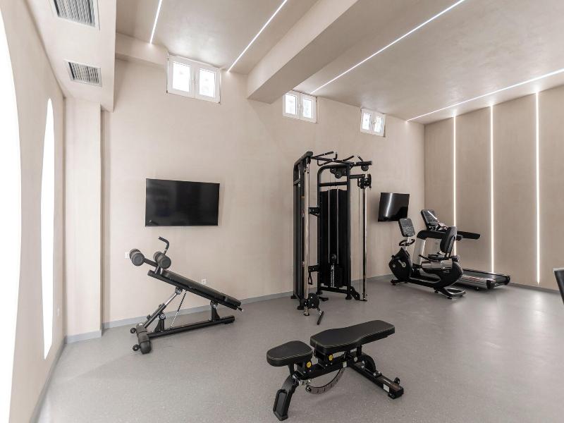 Majo Suites Hotel image