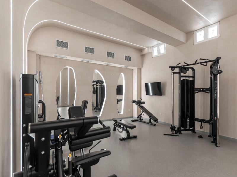 Majo Suites Hotel image