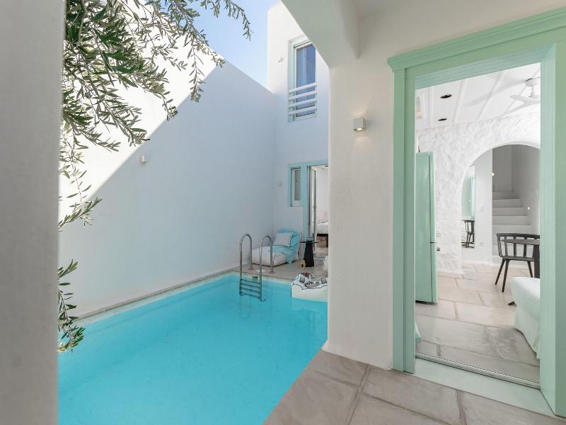 Majo Suites Hotel image