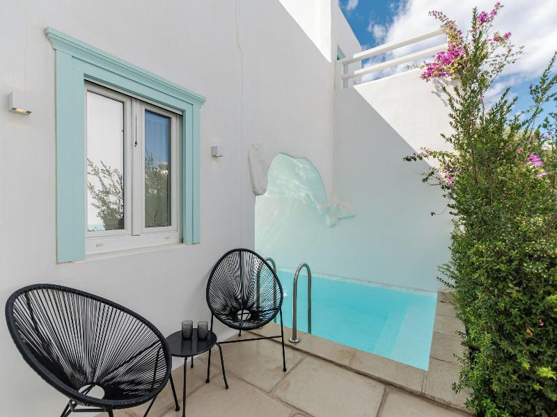 Majo Suites Hotel image