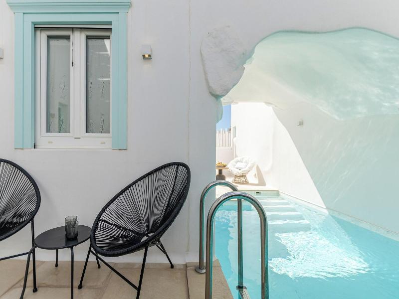 Majo Suites Hotel image