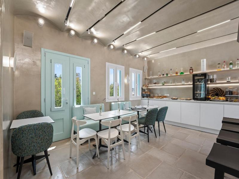 Majo Suites Hotel image