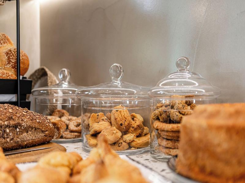 Majo Suites Hotel image