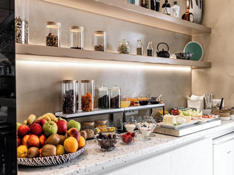 Majo Suites Hotel image