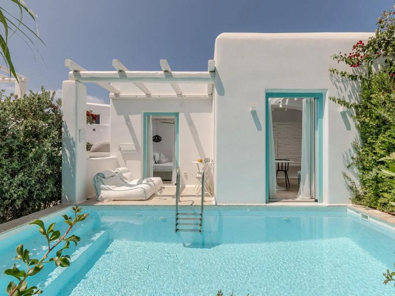 Majo Suites Hotel image