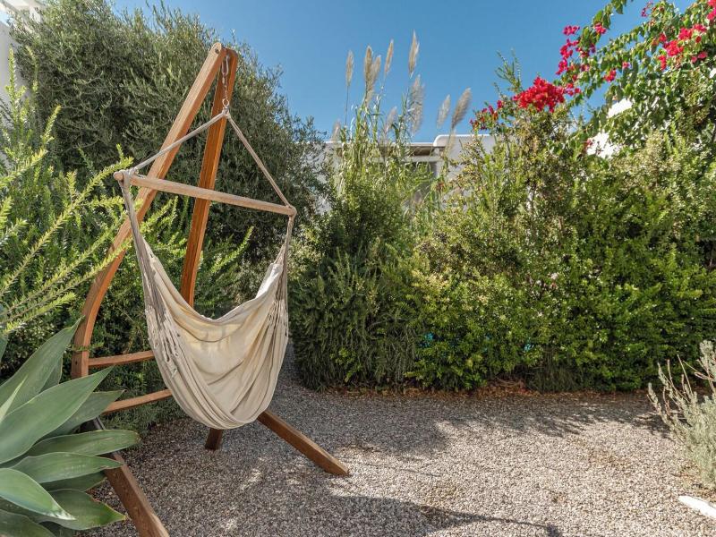 Majo Suites Hotel image