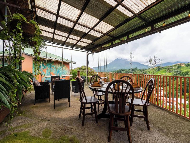 Chateau Arenal image