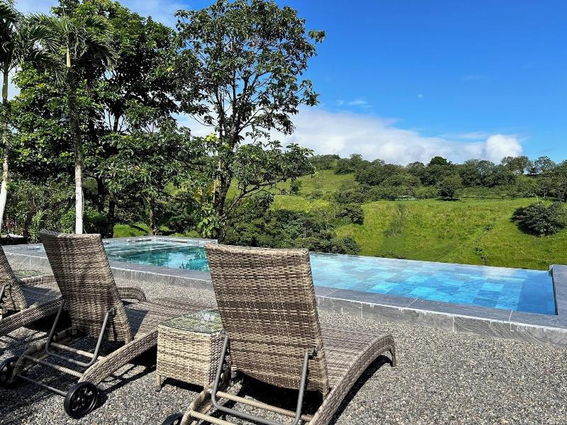 Chateau Arenal image