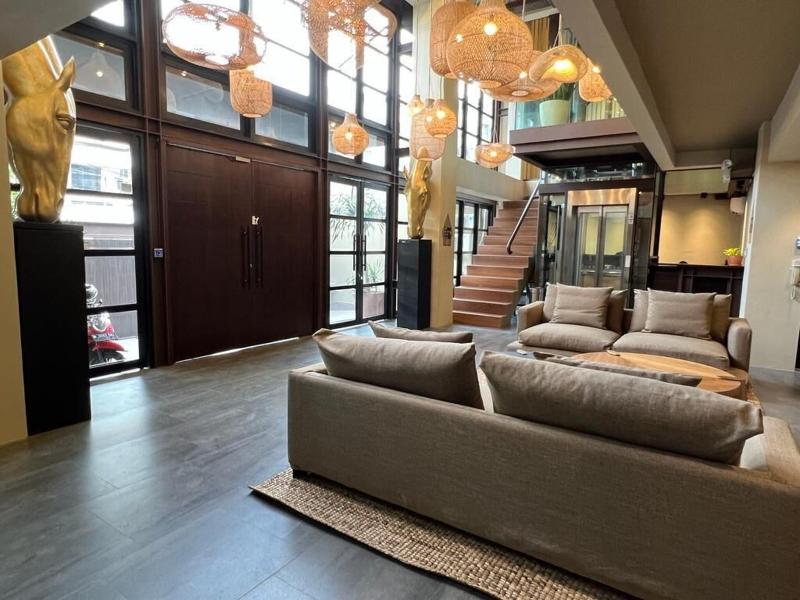 Choska Residence image