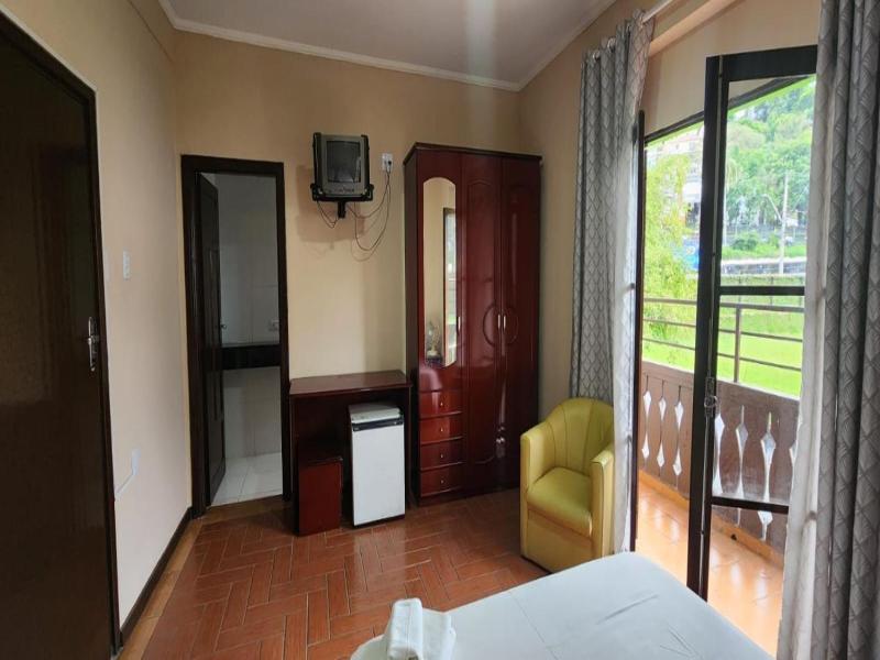 Hotel Floresta image
