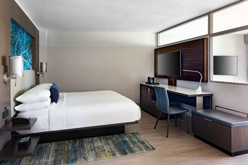 San Juan Marriott Resort & Stellaris Casino image