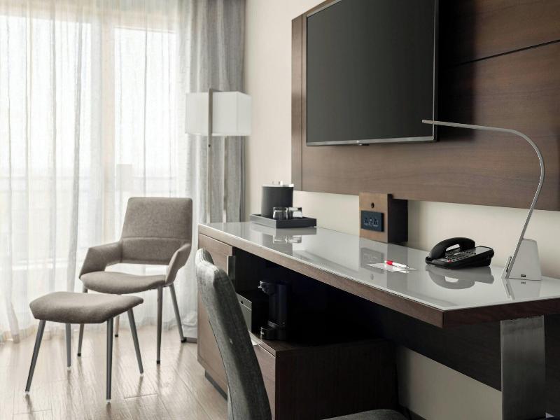 San Juan Marriott Resort & Stellaris Casino image