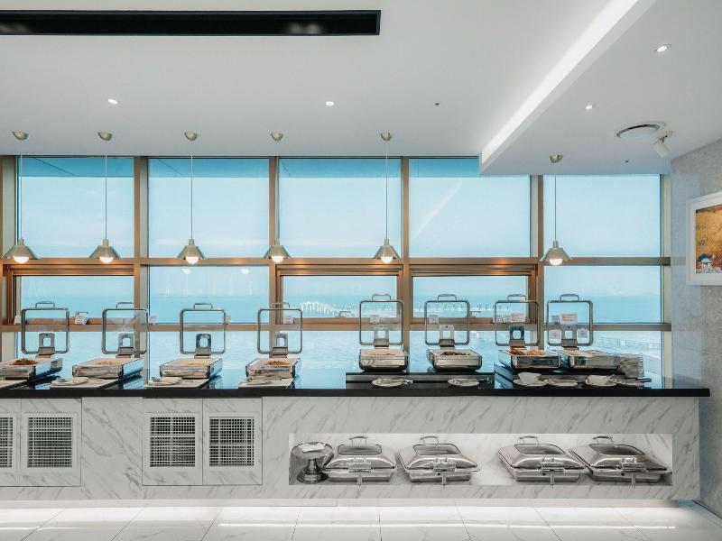 Wave M Hotel West image