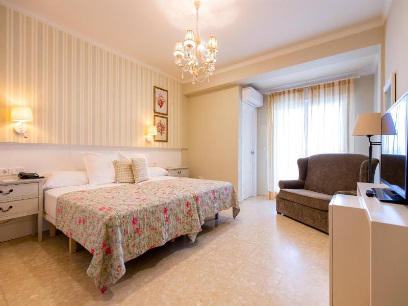 Hotel Los Angeles Denia image