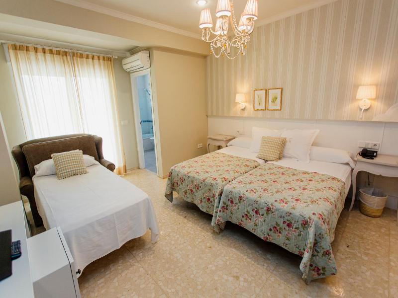 Hotel Los Angeles Denia image